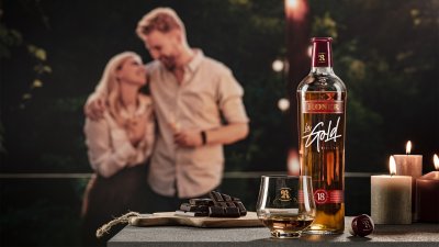 La Gold Grappa Riserva la-gold_1920x1080_01.jpg